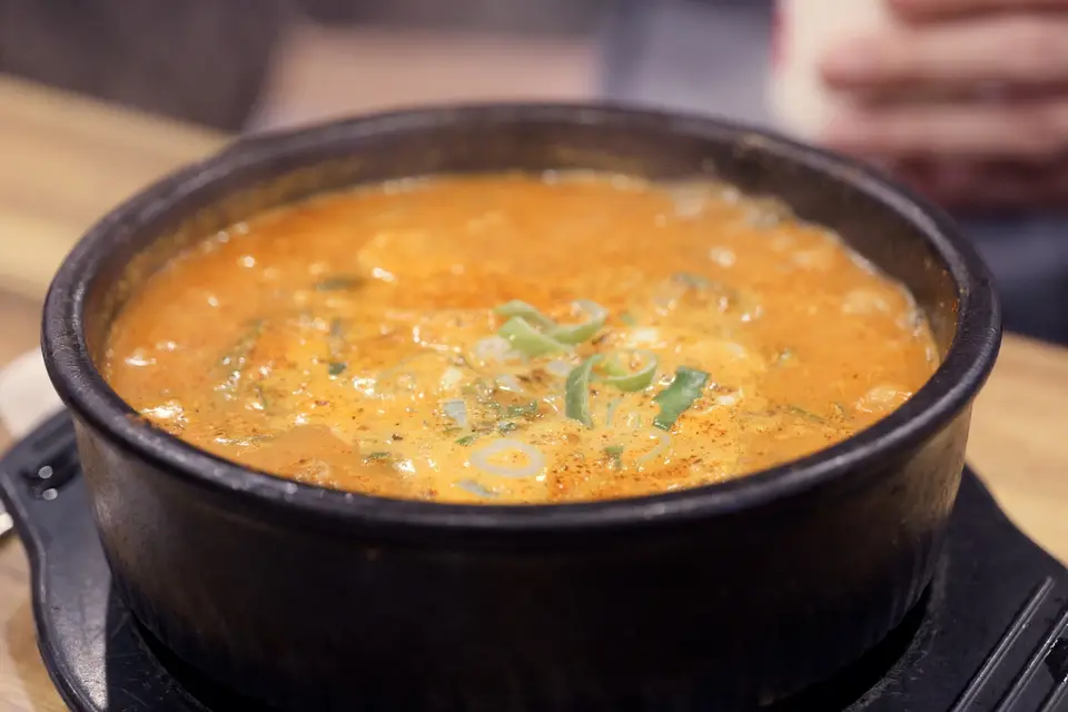 청담채순대국 운정본점 사진